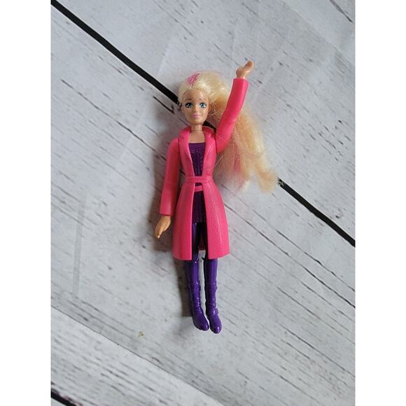 McDonald's Barbie pink robe Mattel 2016 toy figure - Picture 1 of 6
